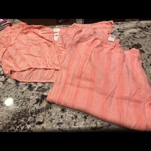 NWT ANTHROPOLOGIE-Maeve ensemble - Picture 3 of 6